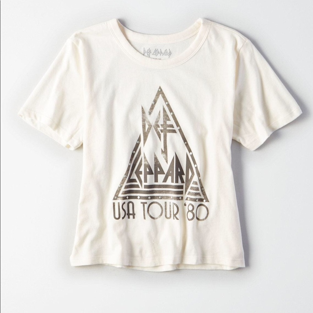 American Eagle Def Leppard cropped shirt